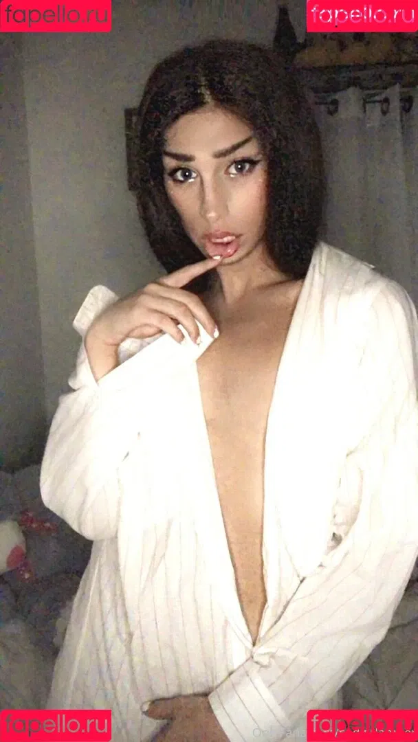 sadgirlamber Onlyfans Photo Gallery 