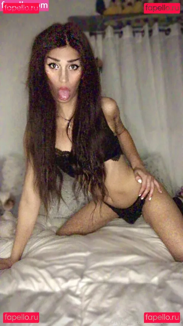 sadgirlamber Onlyfans Photo Gallery 