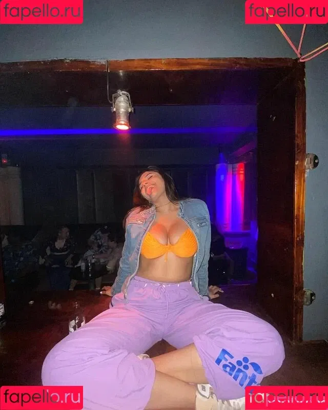 Tarynval Onlyfans Photo Gallery 