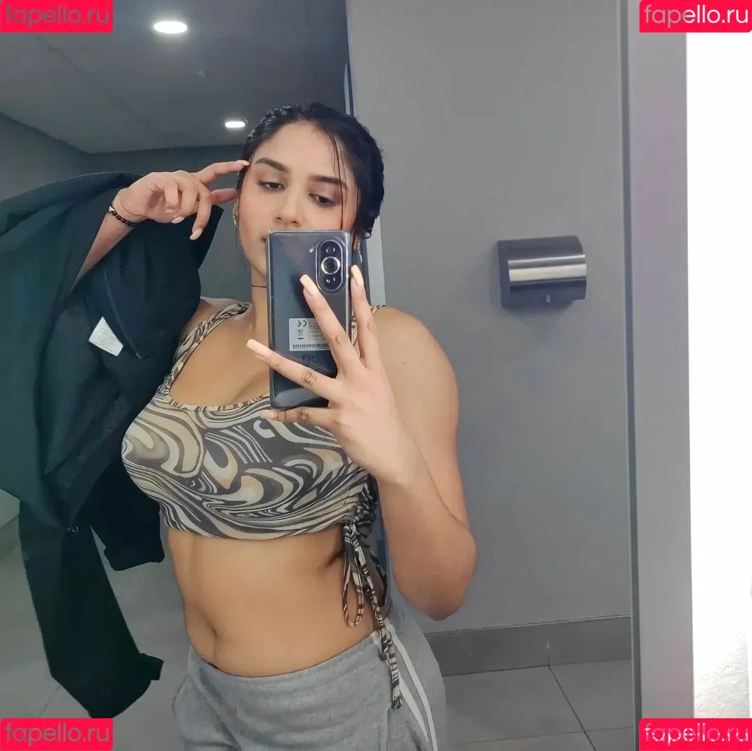 Tarynval Onlyfans Photo Gallery 