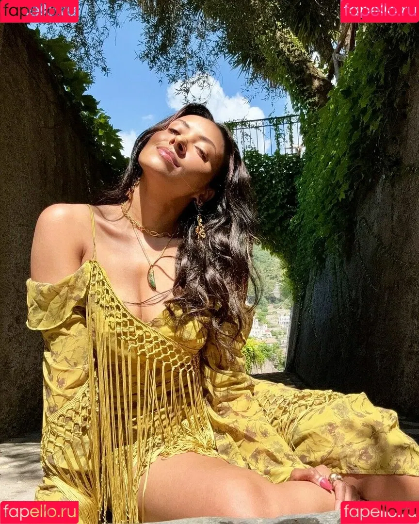 Kat Graham Onlyfans Photo Gallery 