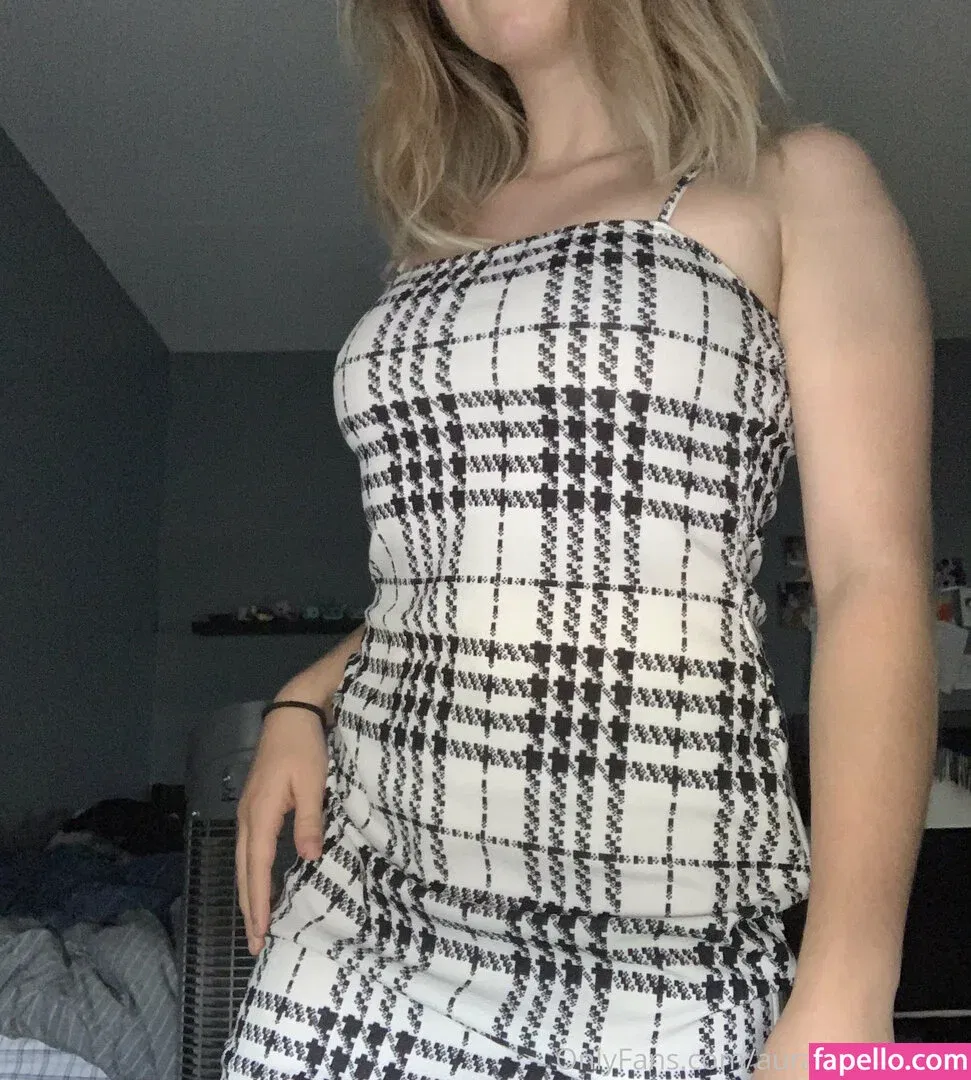 auraflowersfree Onlyfans Photo Gallery 