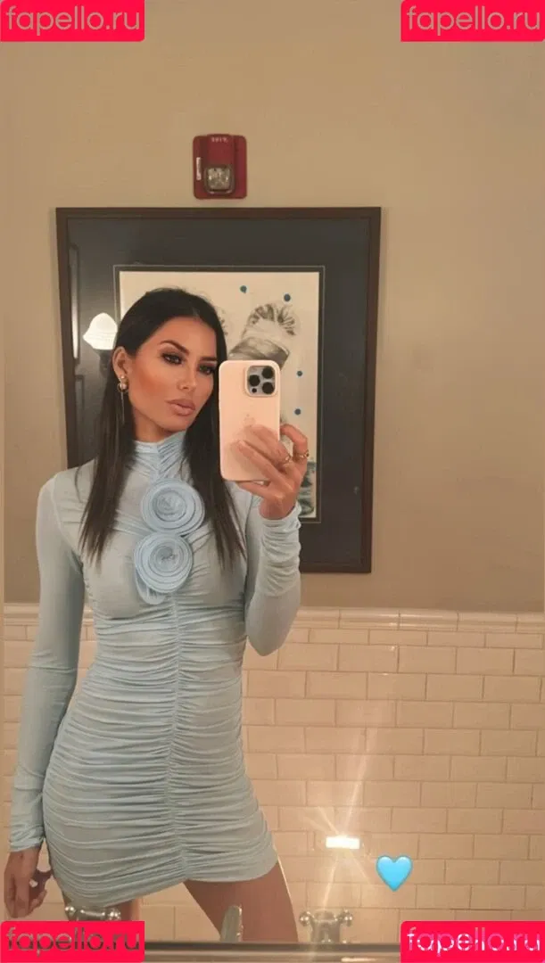 Elisabetta Gregoraci Onlyfans Photo Gallery 