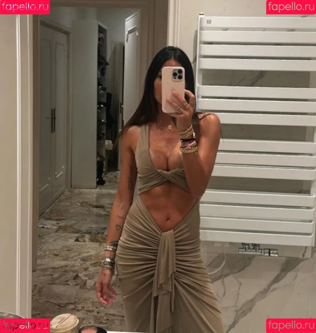 Elisabetta Gregoraci Onlyfans Photo Gallery 