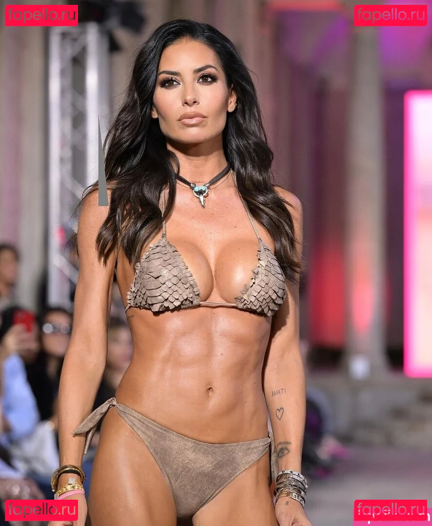 Elisabetta Gregoraci Onlyfans Photo Gallery 