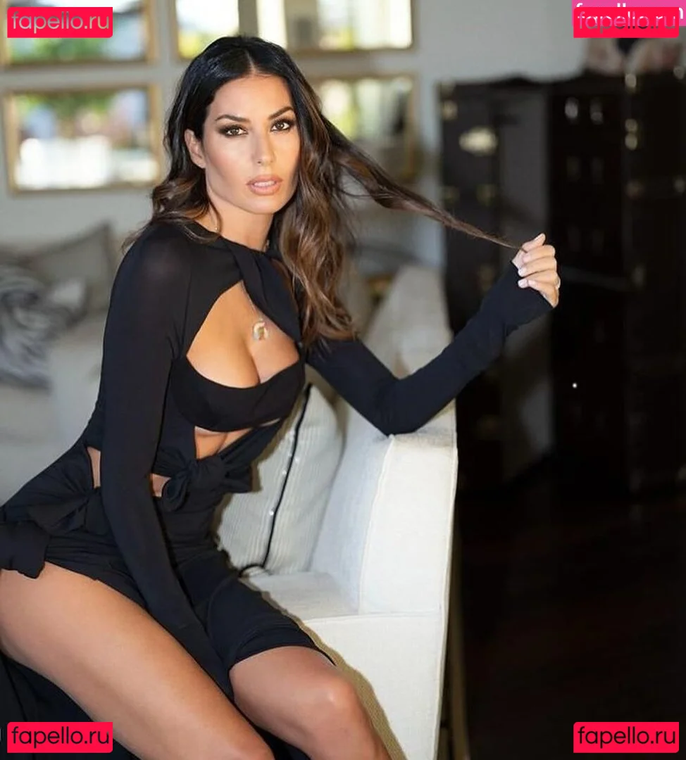 Elisabetta Gregoraci Onlyfans Photo Gallery 