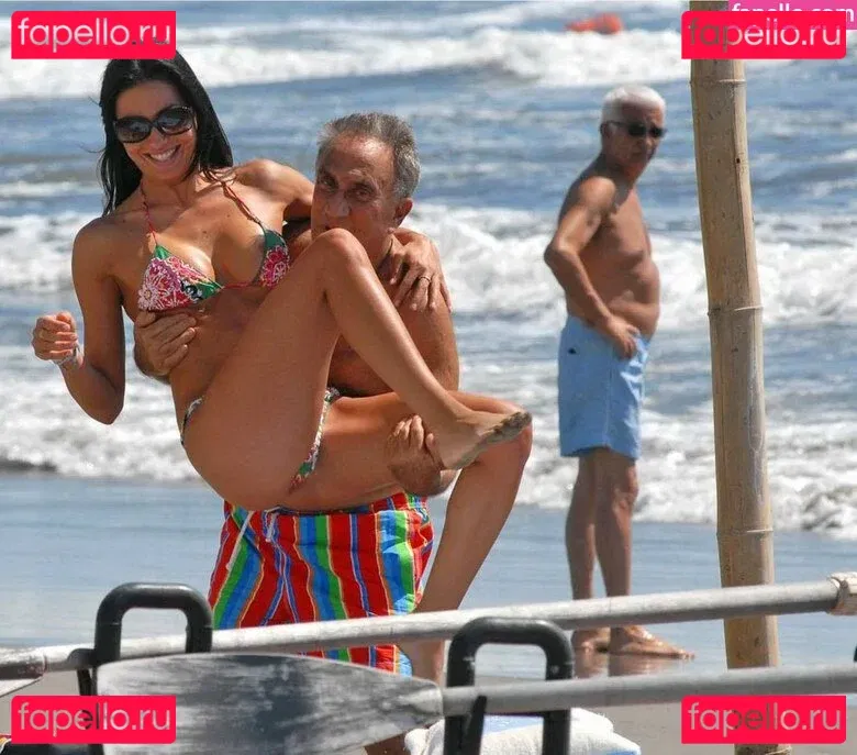 Elisabetta Gregoraci Onlyfans Photo Gallery 