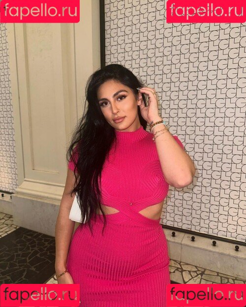 Erifili Sfakianakis Onlyfans Photo Gallery 