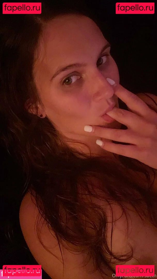 sbeth Nude Onlyfans Photo 7