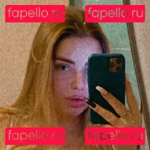 blondyaria Onlyfans Photo Gallery 