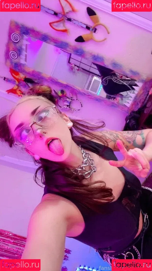 chickfox Onlyfans Photo Gallery 