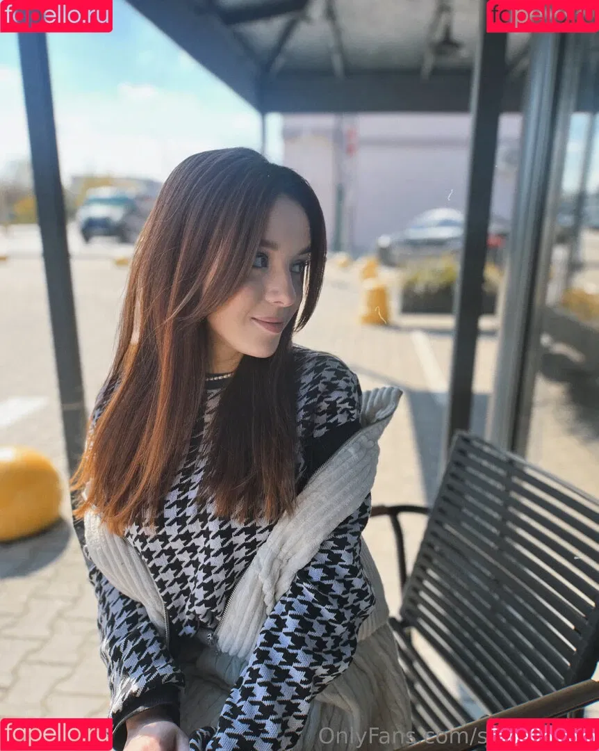Sofia Mour Onlyfans Photo Gallery 
