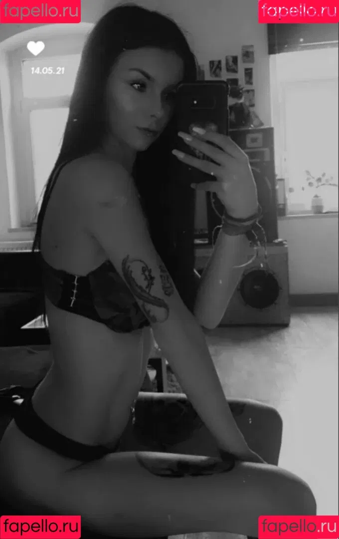 Sophie208_666 Onlyfans Photo Gallery 
