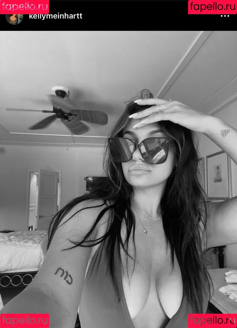 Kelly Meinhart Onlyfans Photo Gallery 