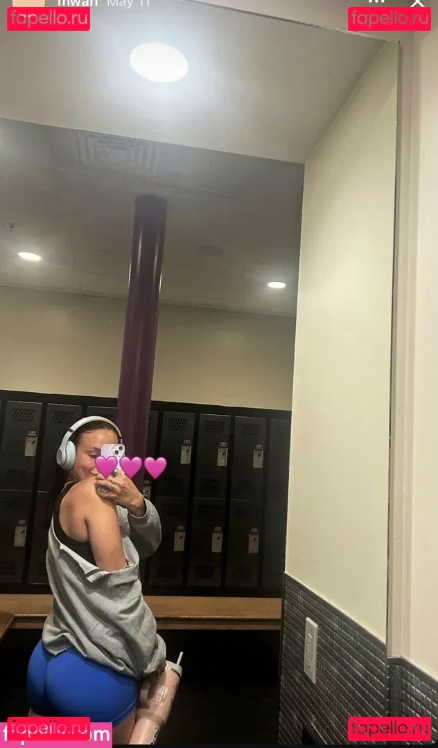 Kelly Meinhart Onlyfans Photo Gallery 