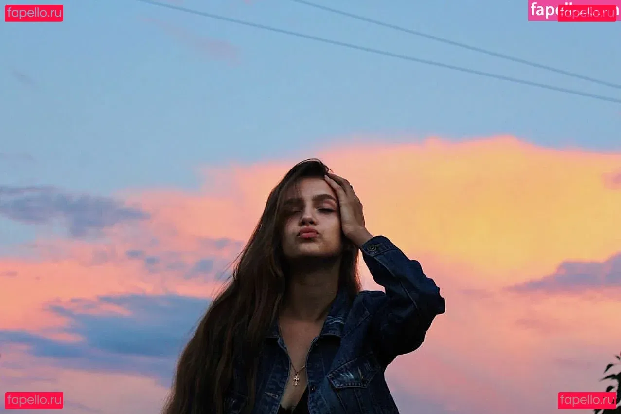 hotliya Onlyfans Photo Gallery 