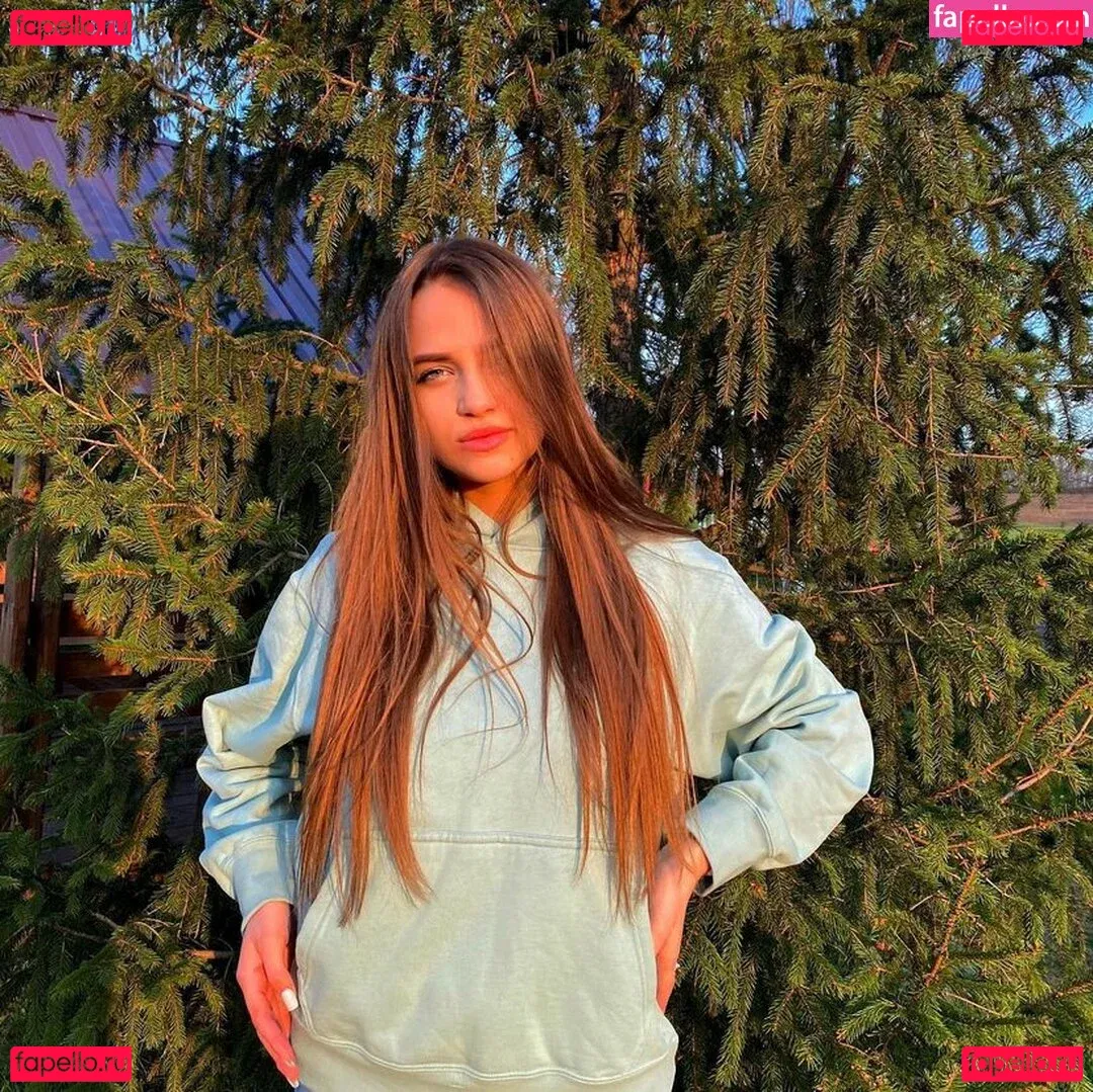 hotliya Onlyfans Photo Gallery 