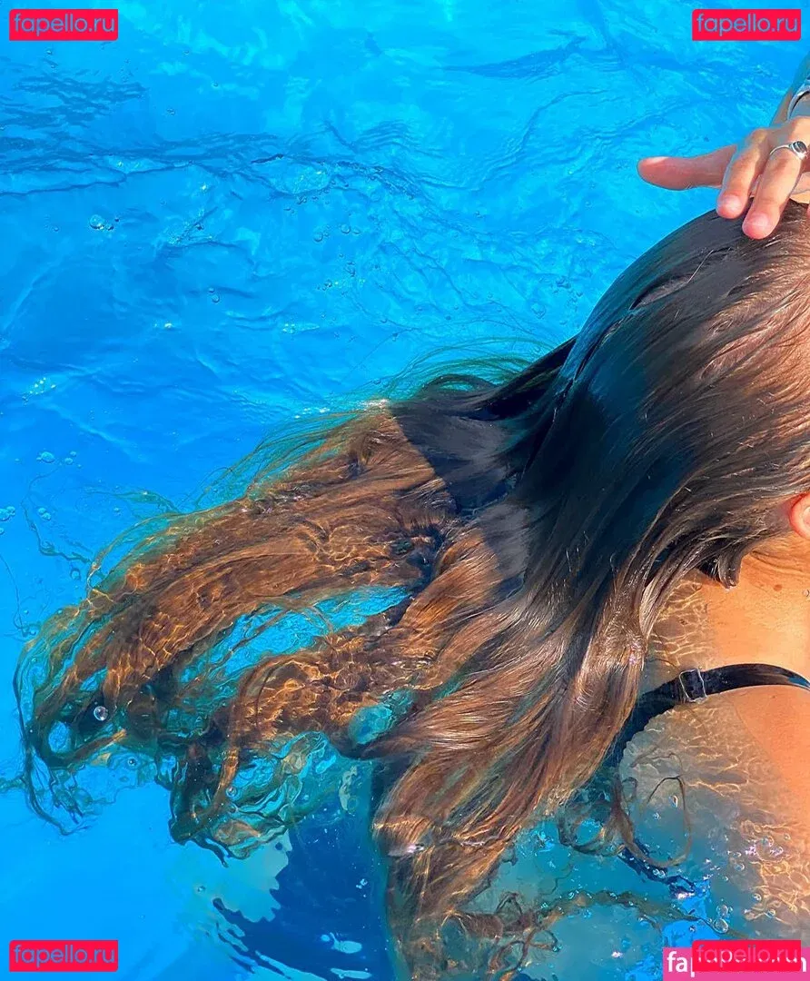 hotliya Onlyfans Photo Gallery 