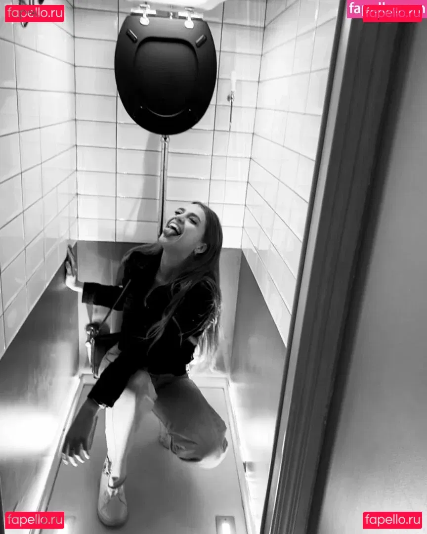 hotliya Onlyfans Photo Gallery 