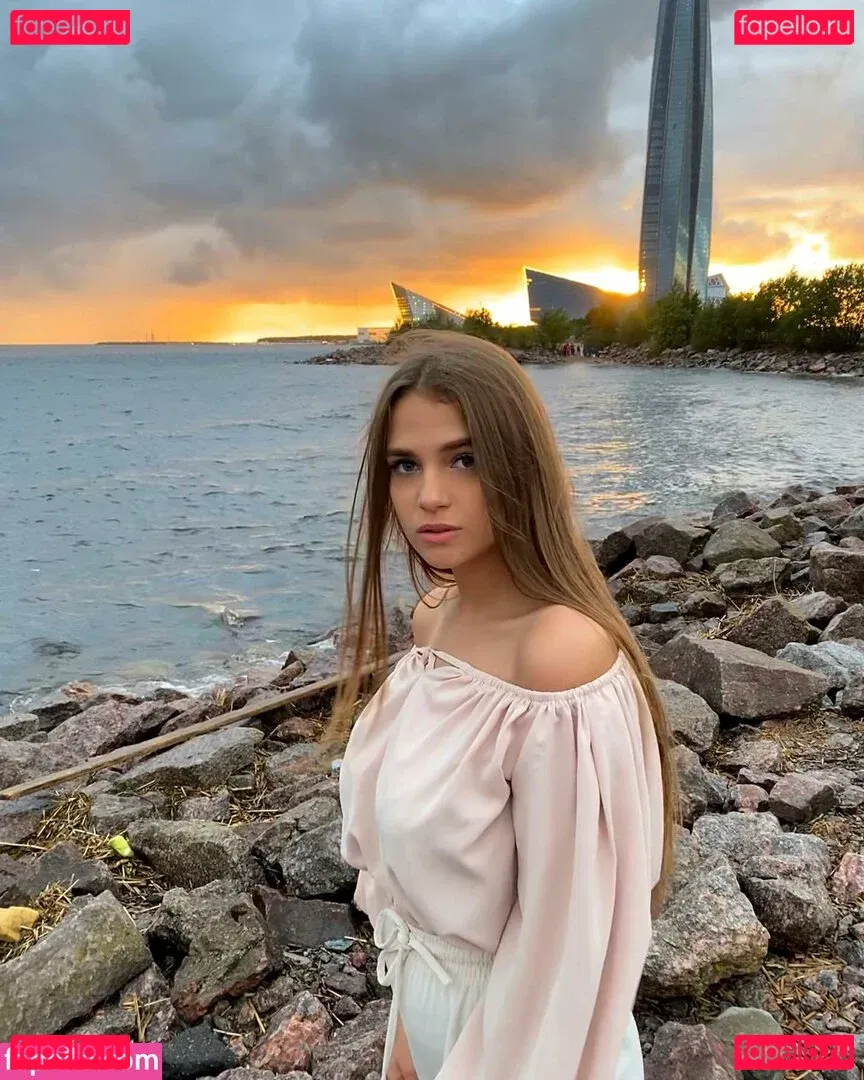 hotliya Onlyfans Photo Gallery 