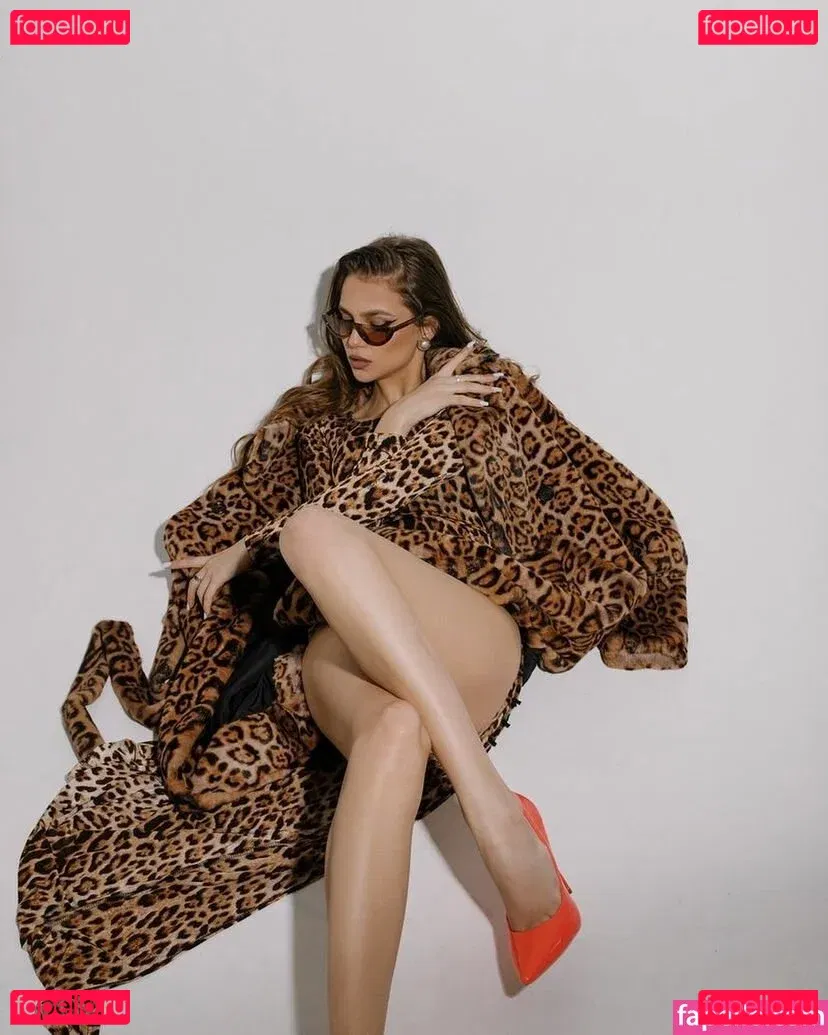 hotliya Onlyfans Photo Gallery 