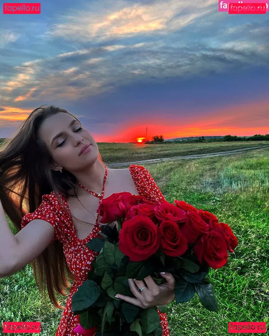 hotliya Onlyfans Photo Gallery 