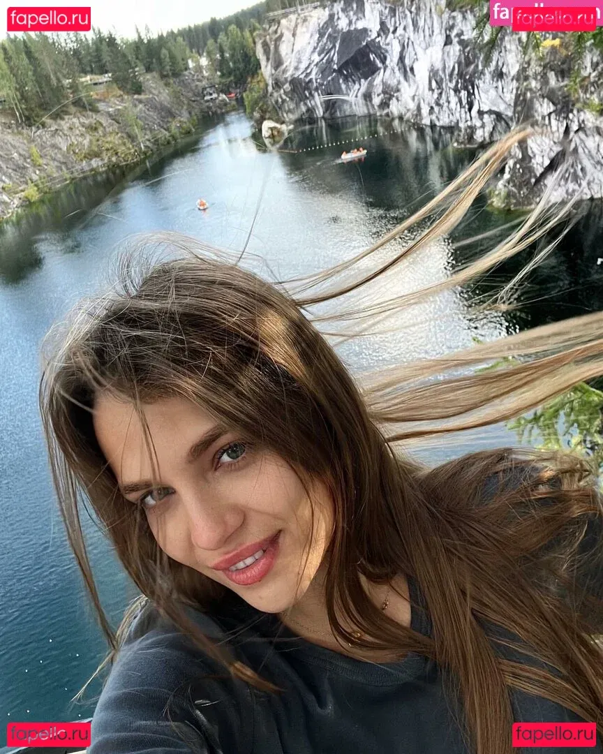 hotliya Onlyfans Photo Gallery 