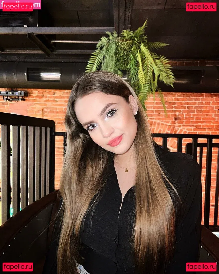 hotliya Onlyfans Photo Gallery 