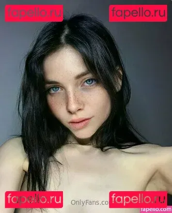 whitecrystalgirl Onlyfans Photo Gallery 