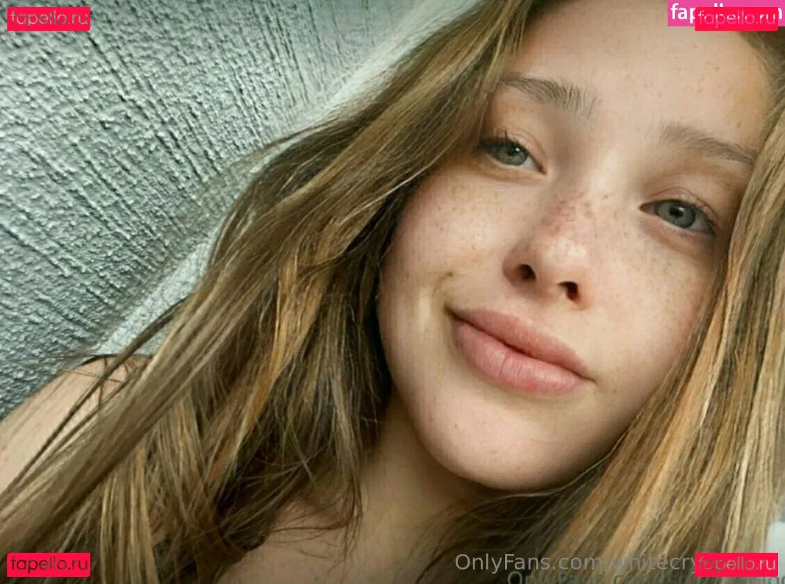 whitecrystalgirl Onlyfans Photo Gallery 