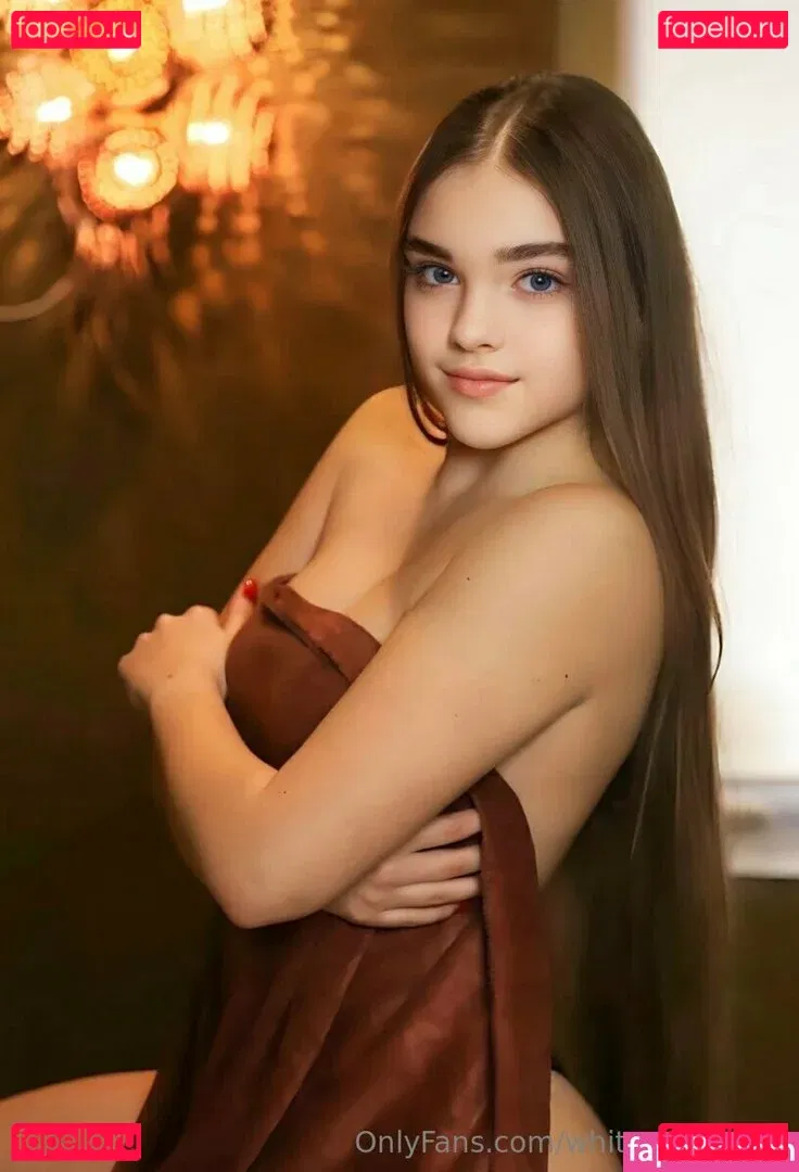 whitecrystalgirl Onlyfans Photo Gallery 