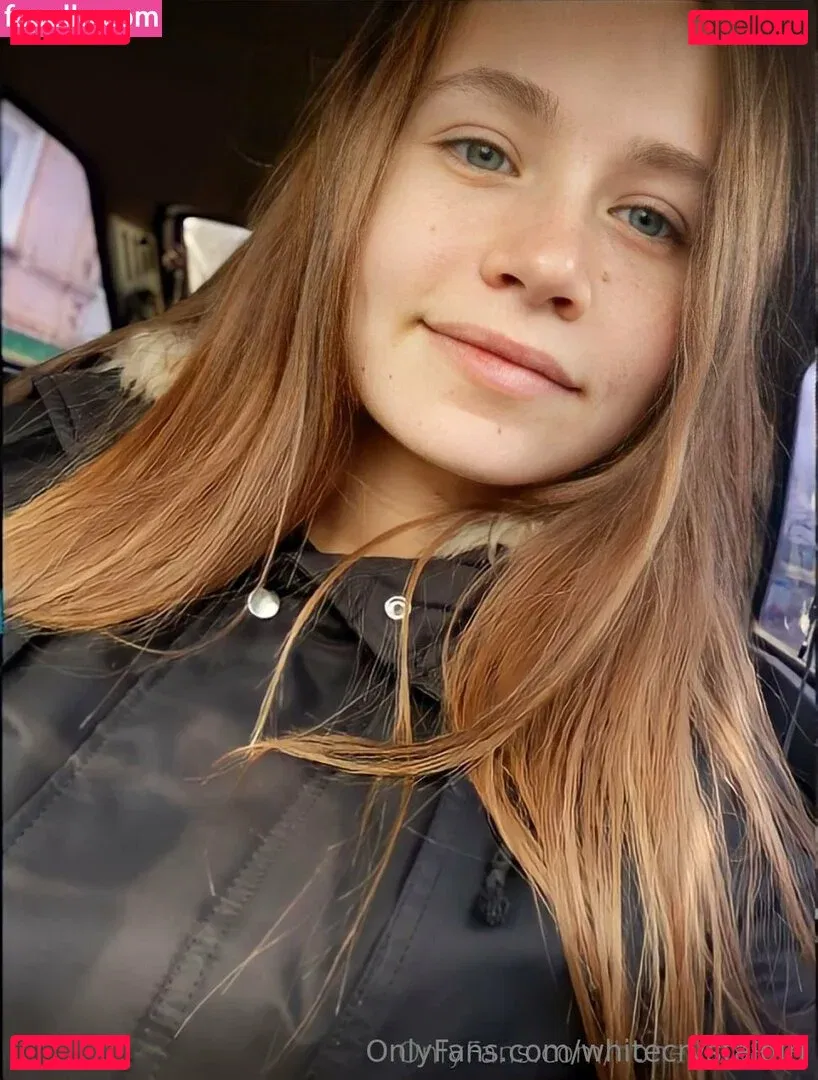 whitecrystalgirl Onlyfans Photo Gallery 