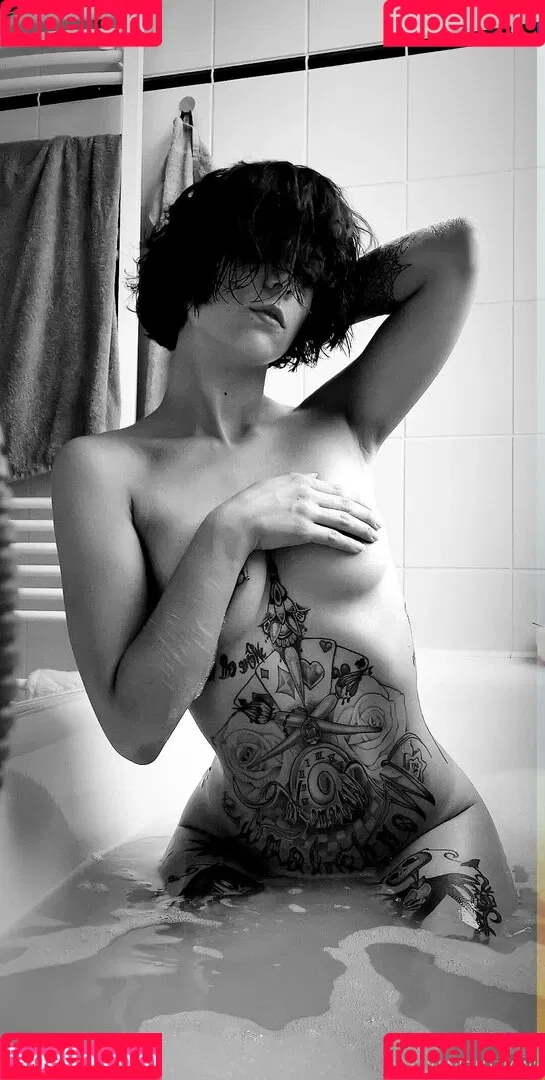luu_nighthawk Onlyfans Photo Gallery 