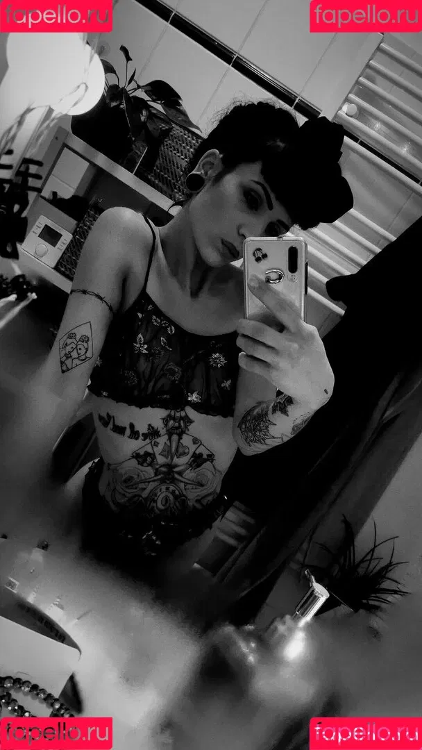 luu_nighthawk Onlyfans Photo Gallery 