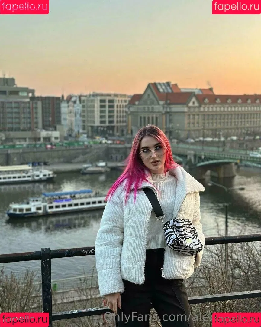 alexalungu Onlyfans Photo Gallery 