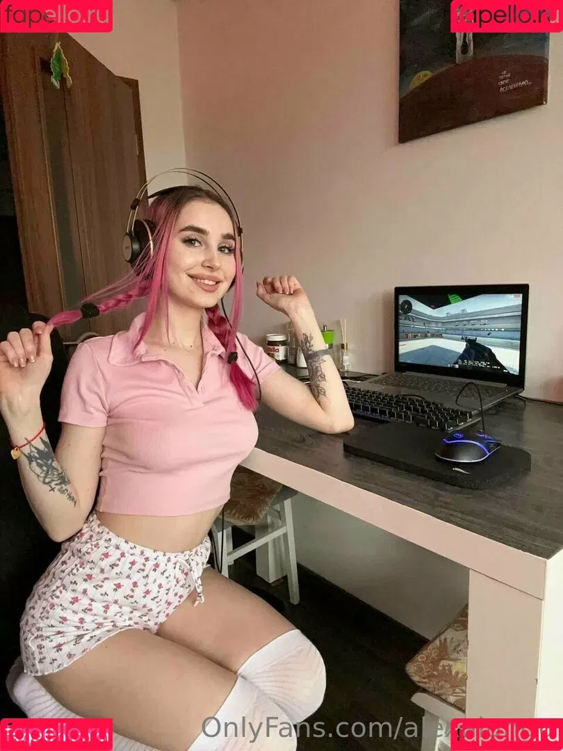 alexalungu Onlyfans Photo Gallery 