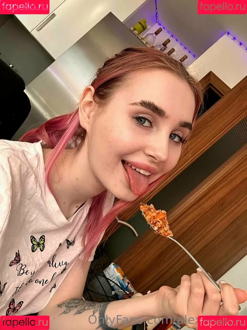 alexalungu Onlyfans Photo Gallery 