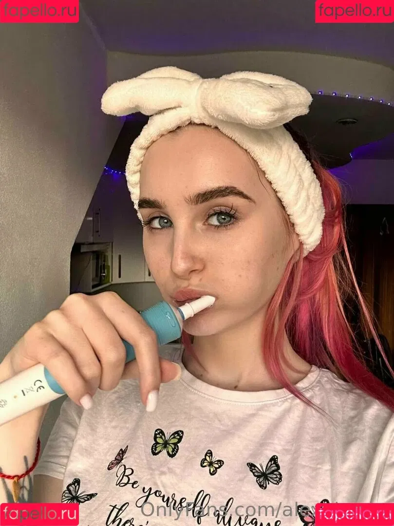alexalungu Onlyfans Photo Gallery 