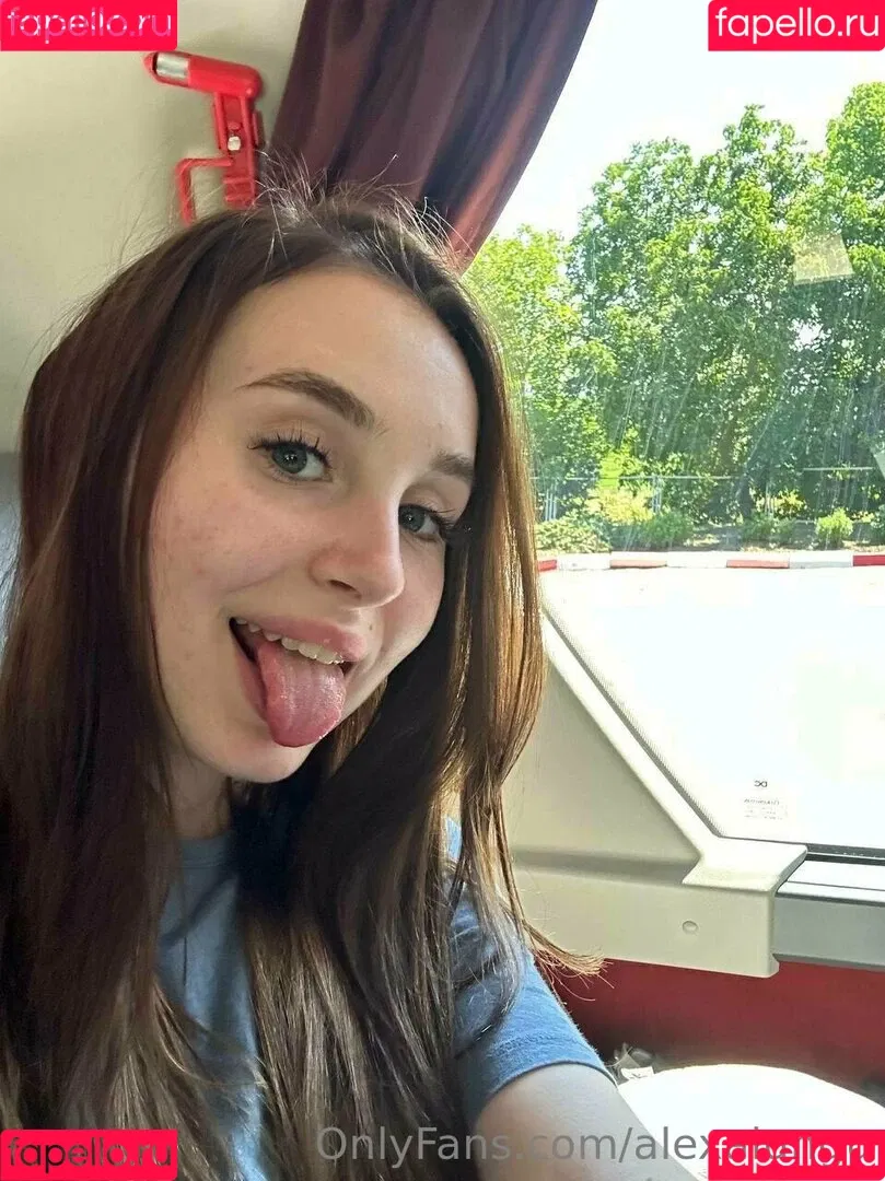alexalungu Onlyfans Photo Gallery 