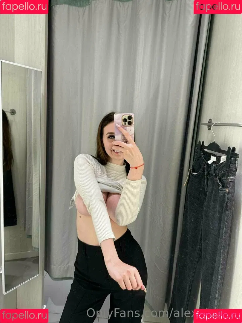 alexalungu Onlyfans Photo Gallery 