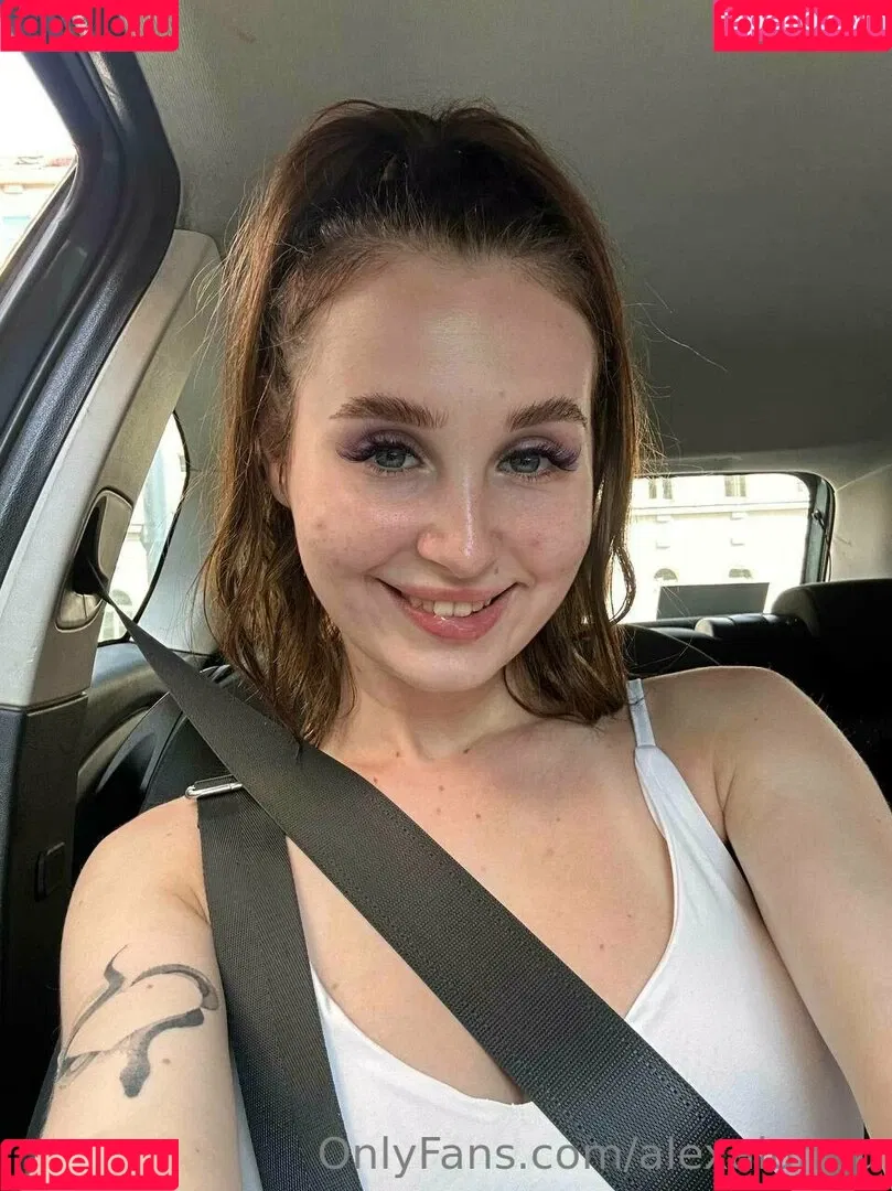 alexalungu Onlyfans Photo Gallery 
