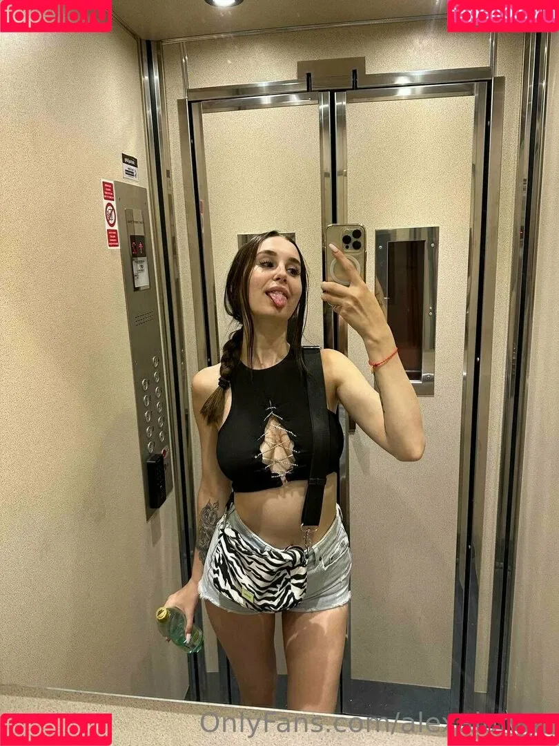 alexalungu Onlyfans Photo Gallery 