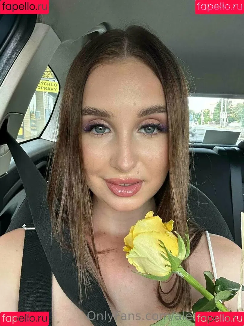 alexalungu Onlyfans Photo Gallery 
