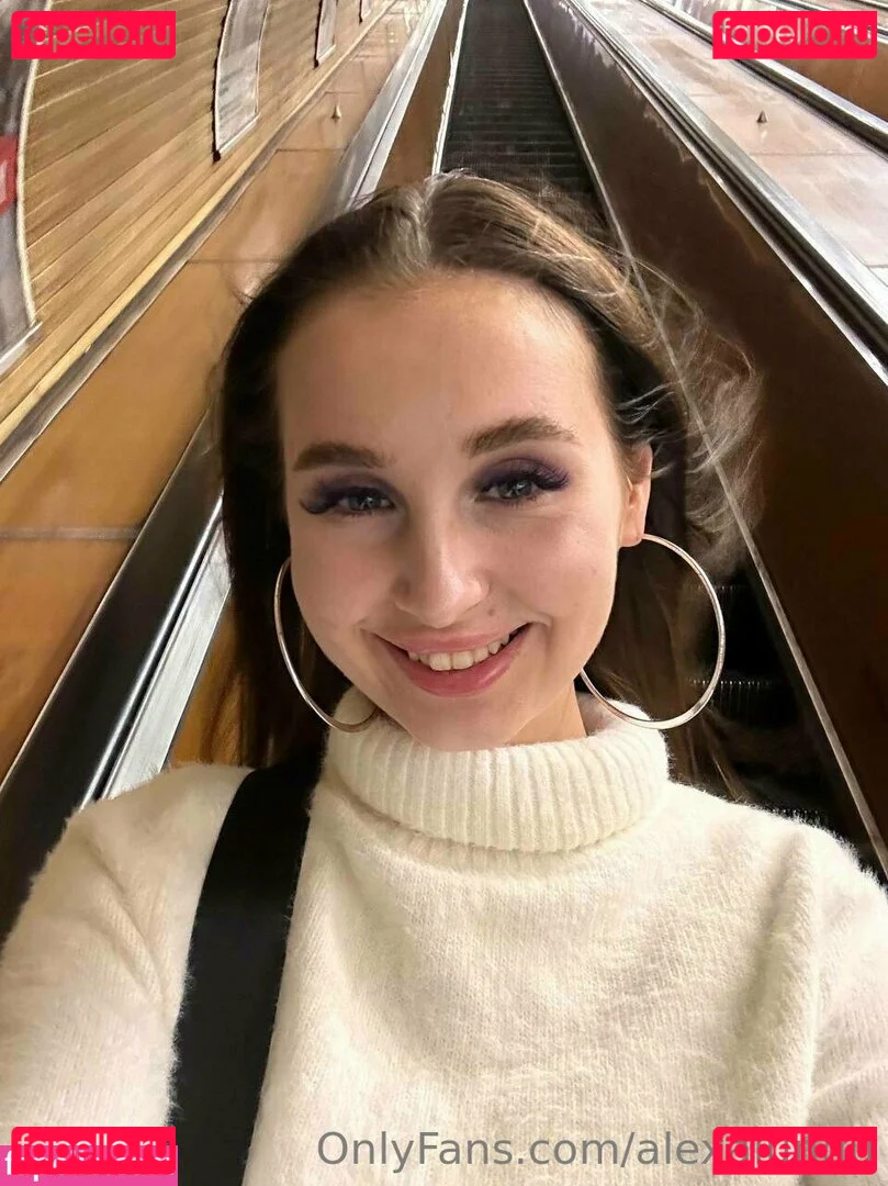 alexalungu Onlyfans Photo Gallery 