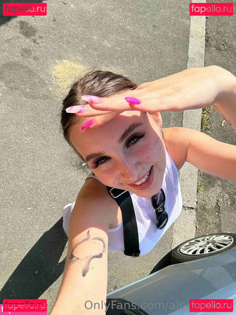 alexalungu Onlyfans Photo Gallery 