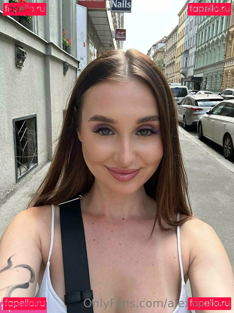 alexalungu Onlyfans Photo Gallery 