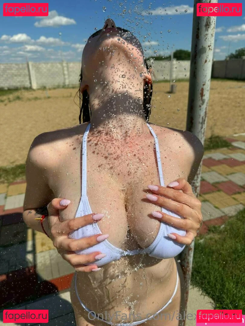 alexalungu Onlyfans Photo Gallery 