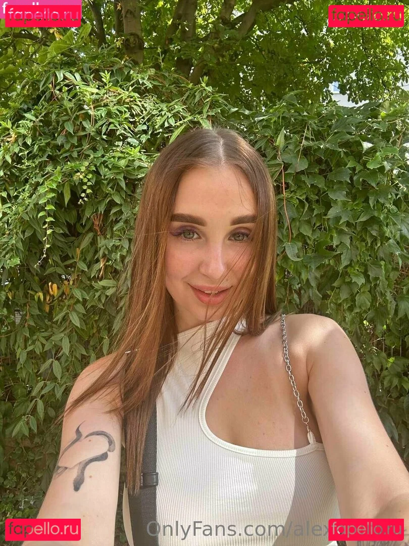 alexalungu Onlyfans Photo Gallery 