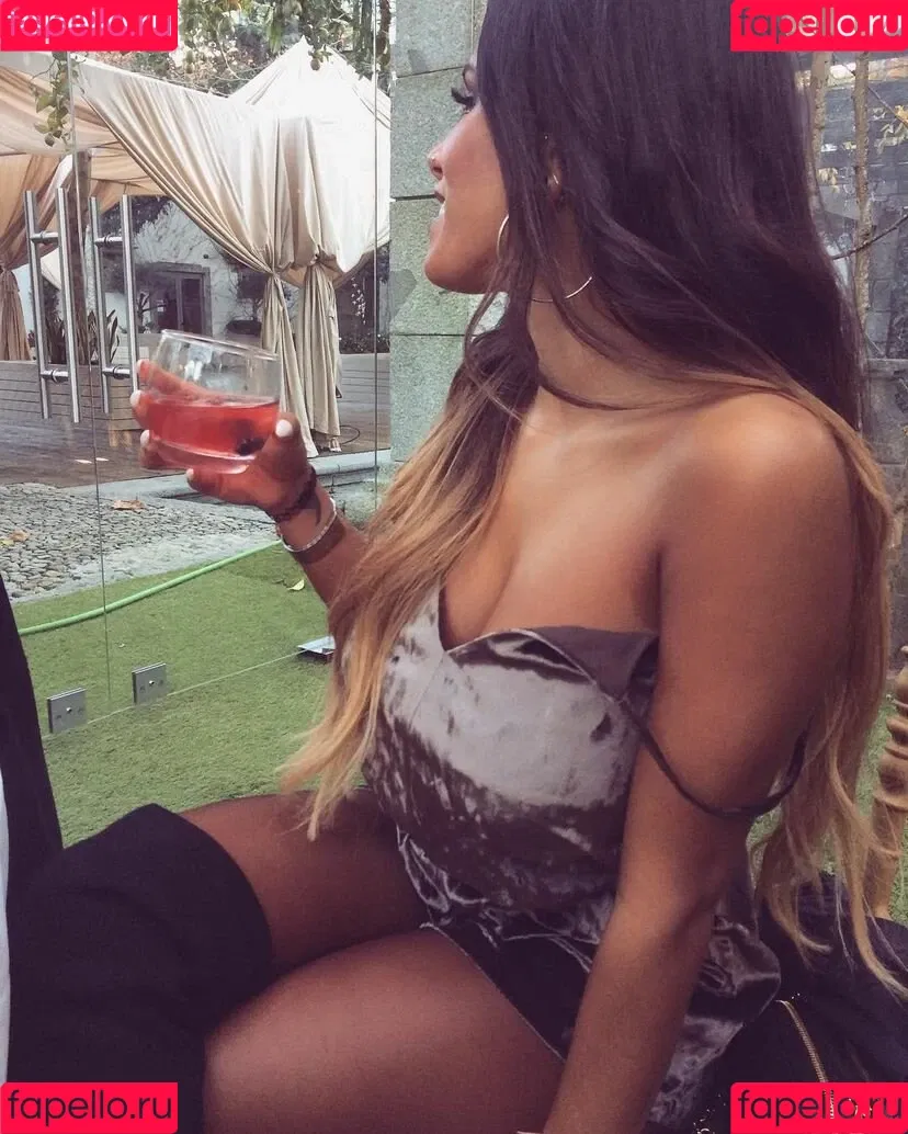 Kika Onlyfans Photo Gallery 