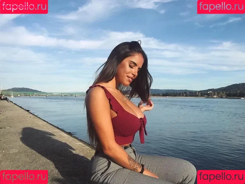 Kika Onlyfans Photo Gallery 